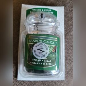 Yankee Candle Balsam & Cedar Car Jar
